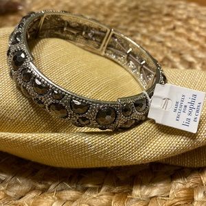 Lia Sophia NWT Stretchy Bracelet